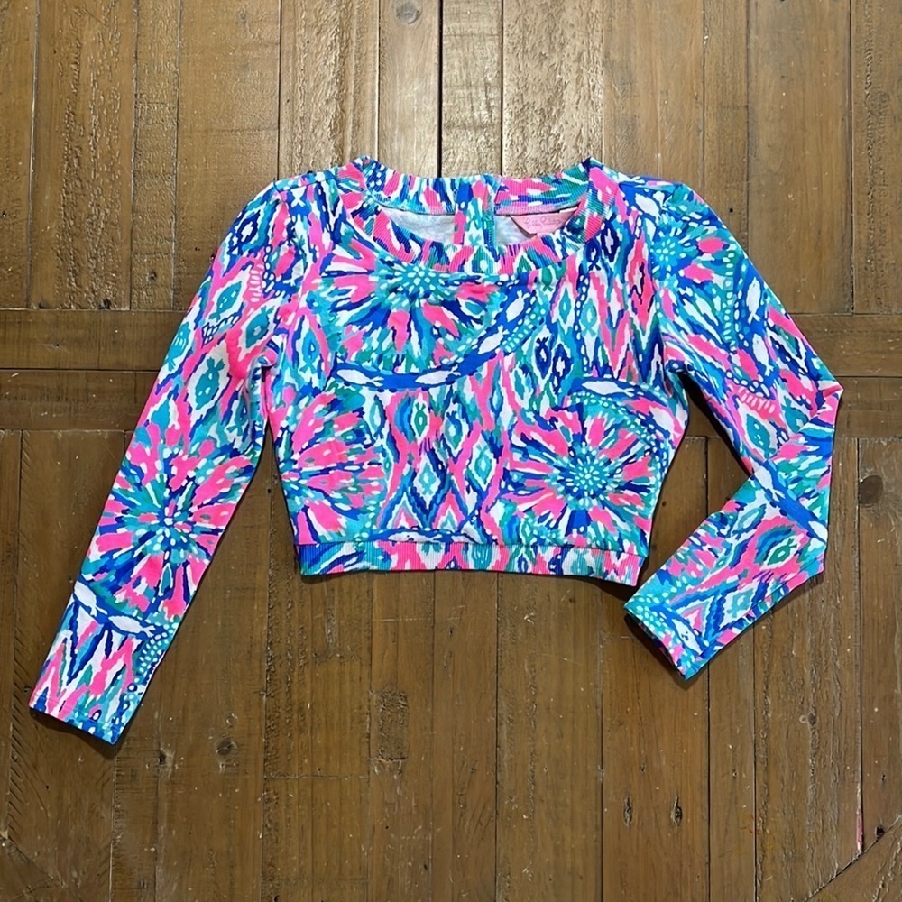 Lilly Pulitzer floral cropped sweatshirt